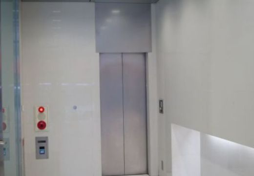 NEWS築地 エレベーター
