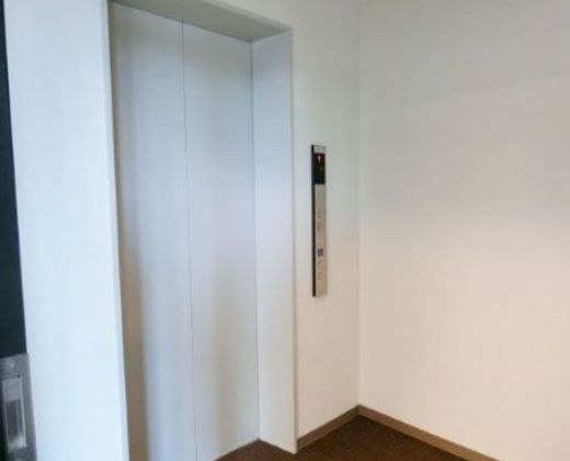 三番町ホテルビル 下り口