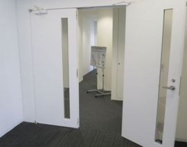 イースト21タワー 出入り口