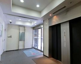 いちご人形町ビル エレベーター