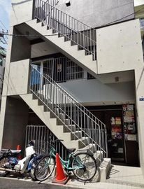 渡邉ビル(渋谷) 階段