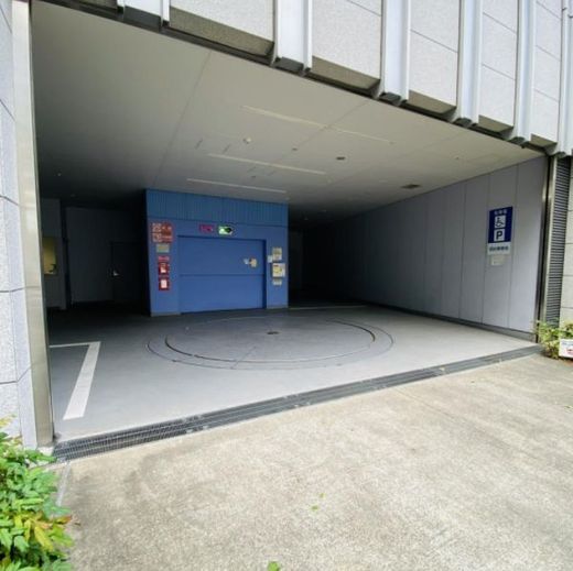 田町日工ビル 駐車場