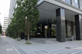 京橋トラストタワー エントランス