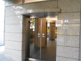 ニチレイ水道橋ビル エントランス