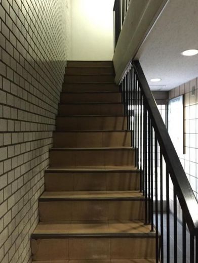 松屋ABCビル 階段