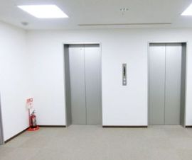 DAISENビル エレベーターホール　写真