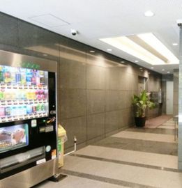 ヒューリック神田橋ビル エントランス　自動販売機