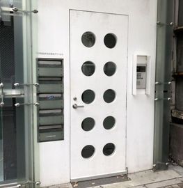 銀座タワービル 出入り口