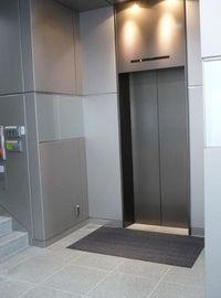 日本橋オリーブビル エレベーター