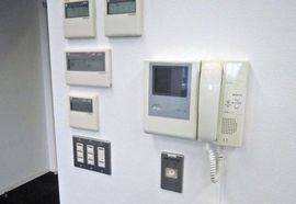 目黒東急ビル 設備　スイッチ
