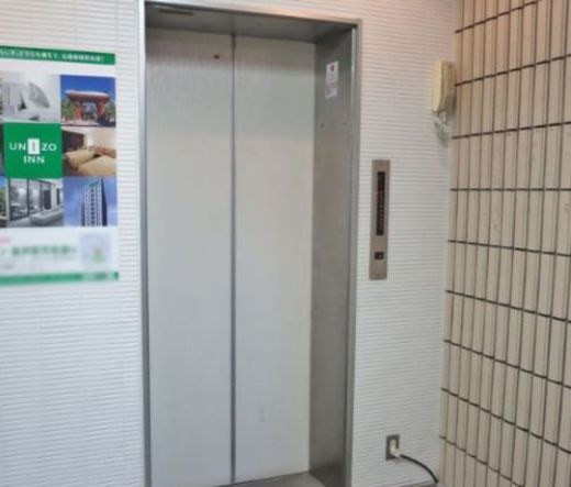 ユニゾ日本橋富沢町洋和ビル エレベーター　写真