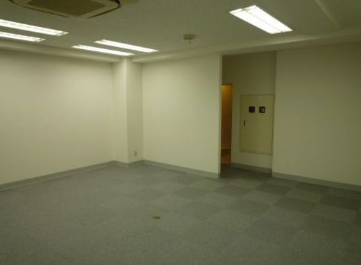 ユニゾ日本橋富沢町洋和ビル オフィス　写真