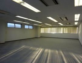 KSビル(春日) オフィス内　窓