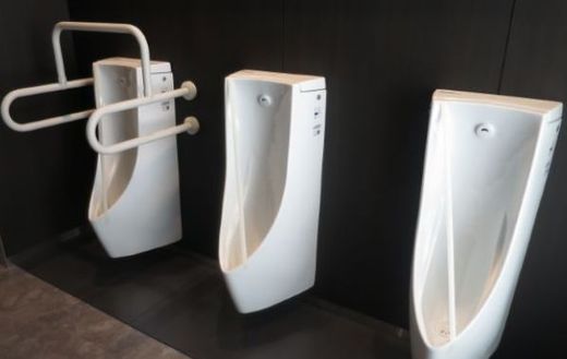 S-GATE大手町北 男性用トイレ