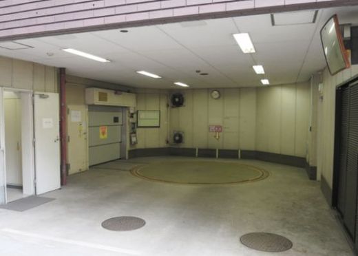 常盤ビル 駐車場