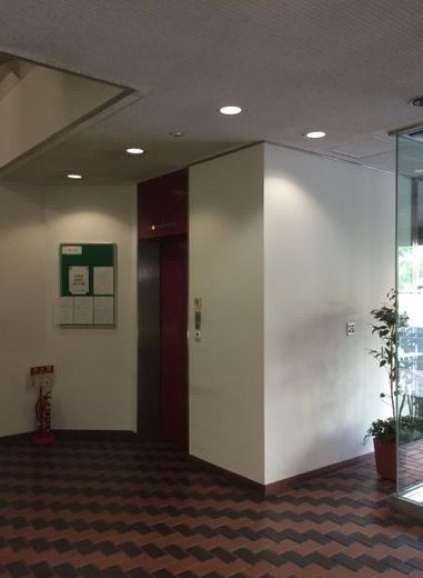 常盤ビル エレベーターホール
