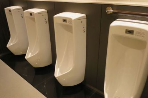 東京スカイツリーイーストタワー 男性用トイレ