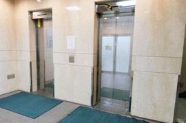 前田セントラルビル エレベーター