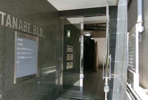 TANABE.BLD エントランス