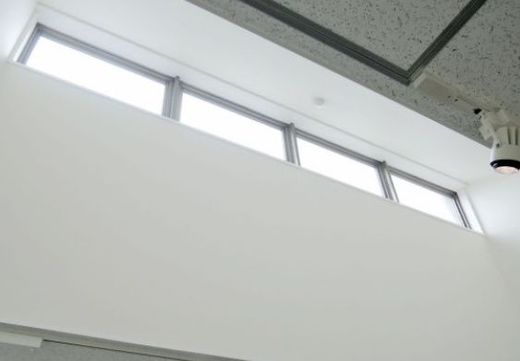 秋葉原加藤ビル 窓