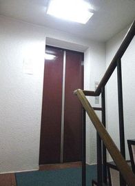 三和産工ビル エレベーター