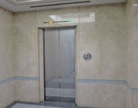 新宿SKYビル エレベーター