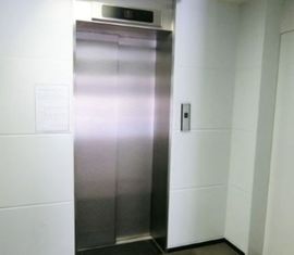 カケイビル青山 エレベーター