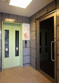 ネスト原宿パートⅥ 階段