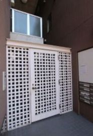 アロマ桜丘(SOHO) 出入り口
