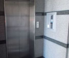 アーバン南長崎ビル エレベーター