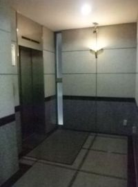 第一瀬野ビル エントランス　エレベーター