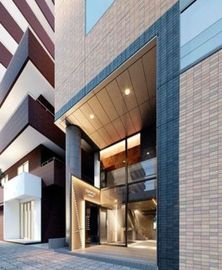 THE CROSS 一番町 出入り口