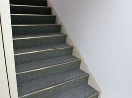 高輪偕成ビル 階段