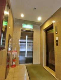 KHOビル エレベーター