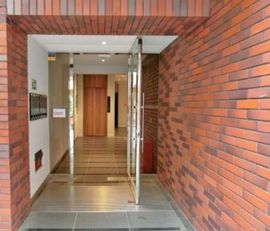 BRICK GATE日本橋 エントランス　写真