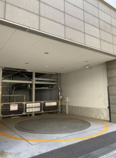 名古路ビル 新館 駐車場