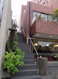 谷中ホームズ(店舗・事務所) 階段