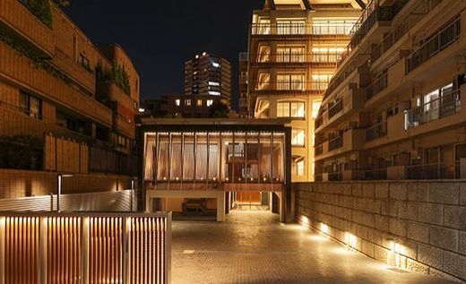 LARK YOYOGI 外観