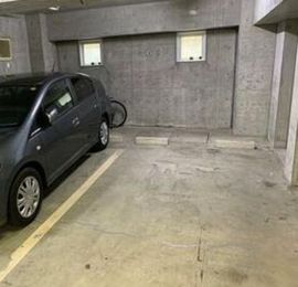 高根ビル(SOHO・店舗・事務所) 駐車場