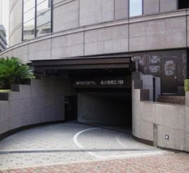 光村ビル 駐車場