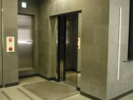 いちご渋谷神山町ビル エレベーター
