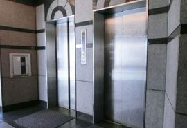 はごろもビル エレベーター