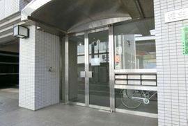 相生ビル エントランス