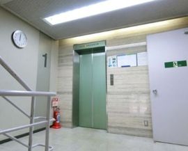一ツ橋別館 エレベーター