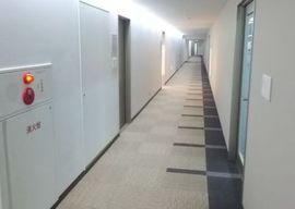 住友商事神田和泉町ビル 廊下
