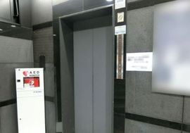 御茶ノ水駅前ビル エレベーター