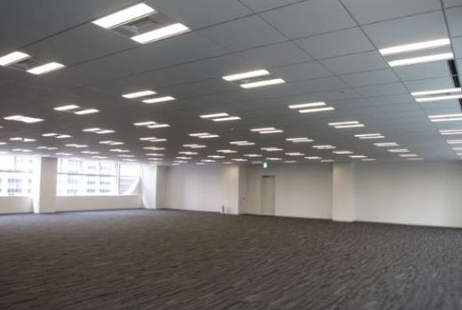 X-PRESS有楽町 室内