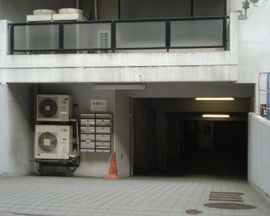 日東ビル(浅草橋) 駐車場