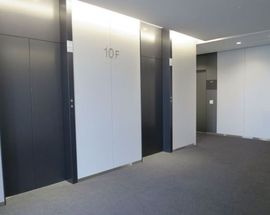 アグリスクエア新宿 エレベーター
