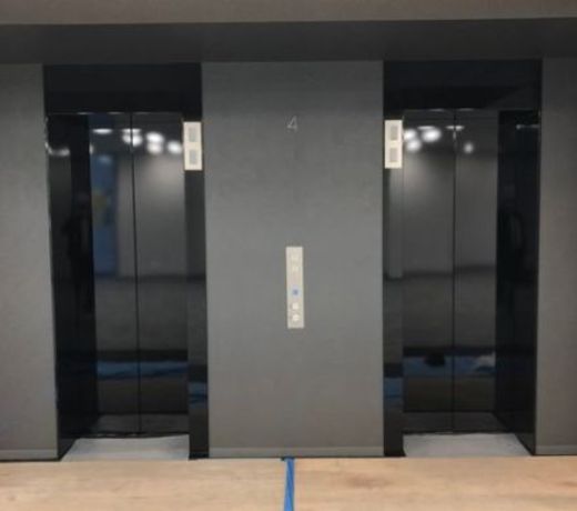 グリーンスクエア新宿 エレベーター